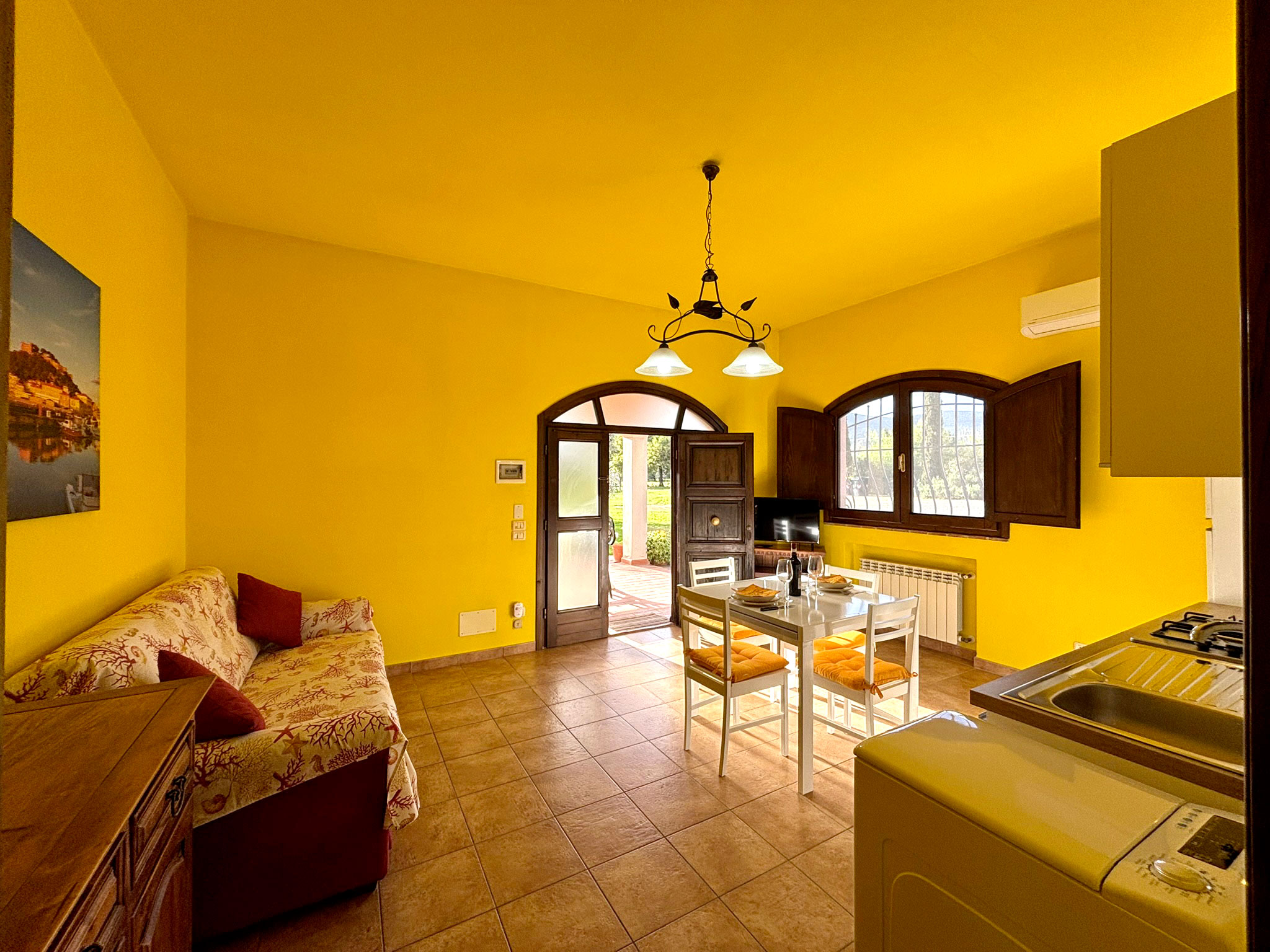Agriturismo-con-appartamenti-Castiglione-della-Pescaia---Appartamenti-Giallo1